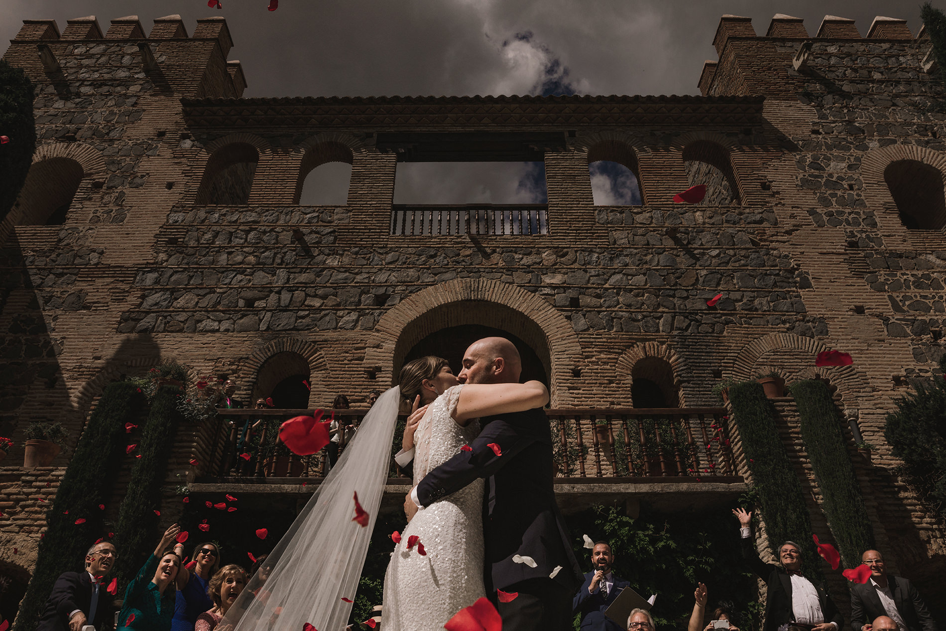 Fotos de boda en Palacio de Galiana — patio y agua