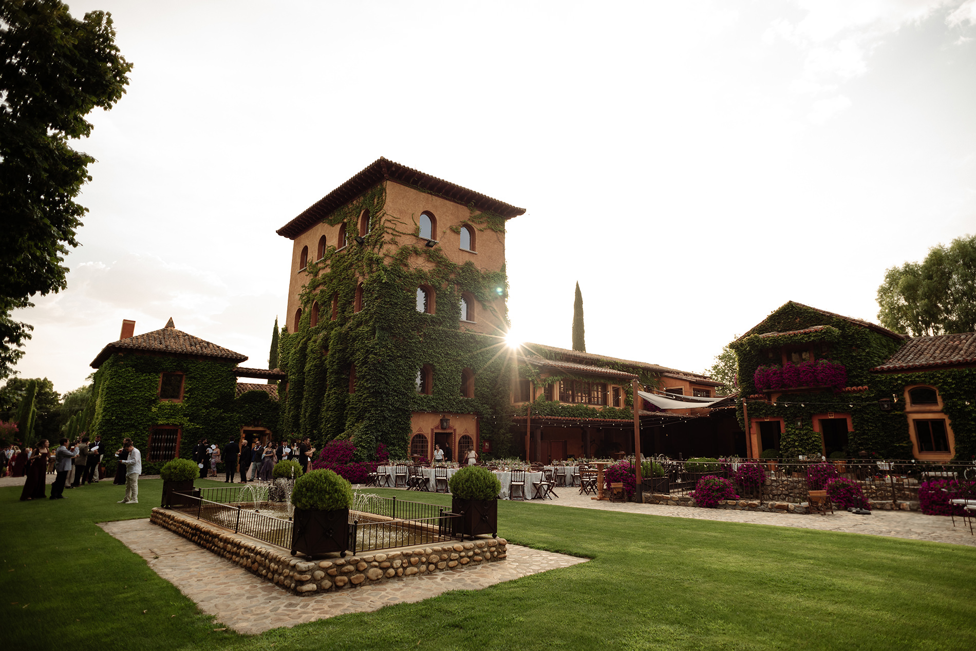 Jardines y entorno de boda en la Antigua Fábrica de Harinas.